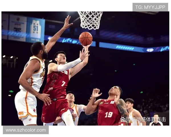 北控与首钢激战正酣实时比分更新带你直击比赛精彩瞬间